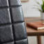 Fauteuil de bureau en polyuréthane à haut dossier - hauteur réglable, pivotement à 360 °, siège en mousse souple, accoudoirs, structure et roues noires - Fauteuil de direction rétro pour bureau personnel, bureau ou espace de travail-112744211