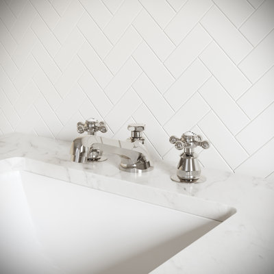 Carlson 2-handle Bathroom Faucet with Drain Assembly