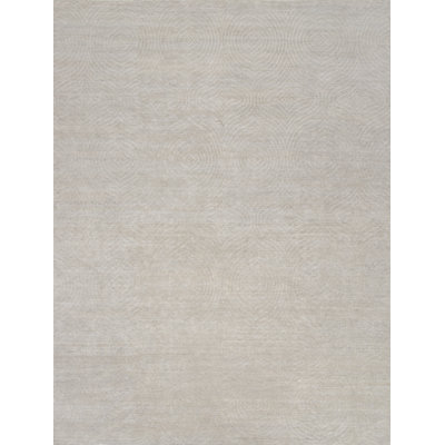Celeste Geometric Area Rug in Quartz/Ivory