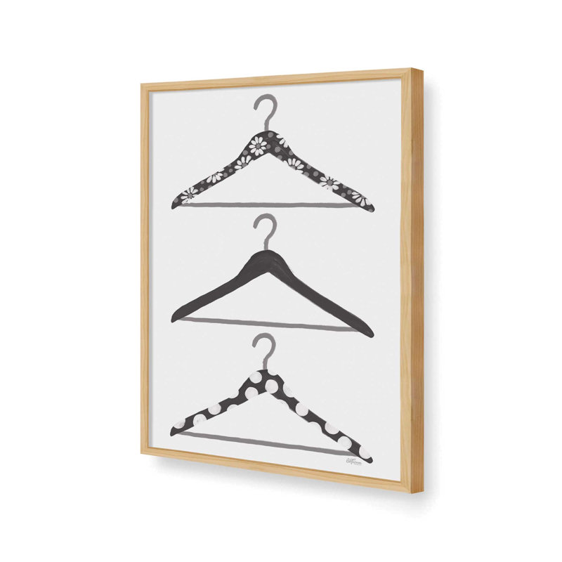 «Laundry Room Hanger» par Cat Thurman Designs, reproduction d'art, L 18 po x H 24 po, Tanné, Impression encadrée