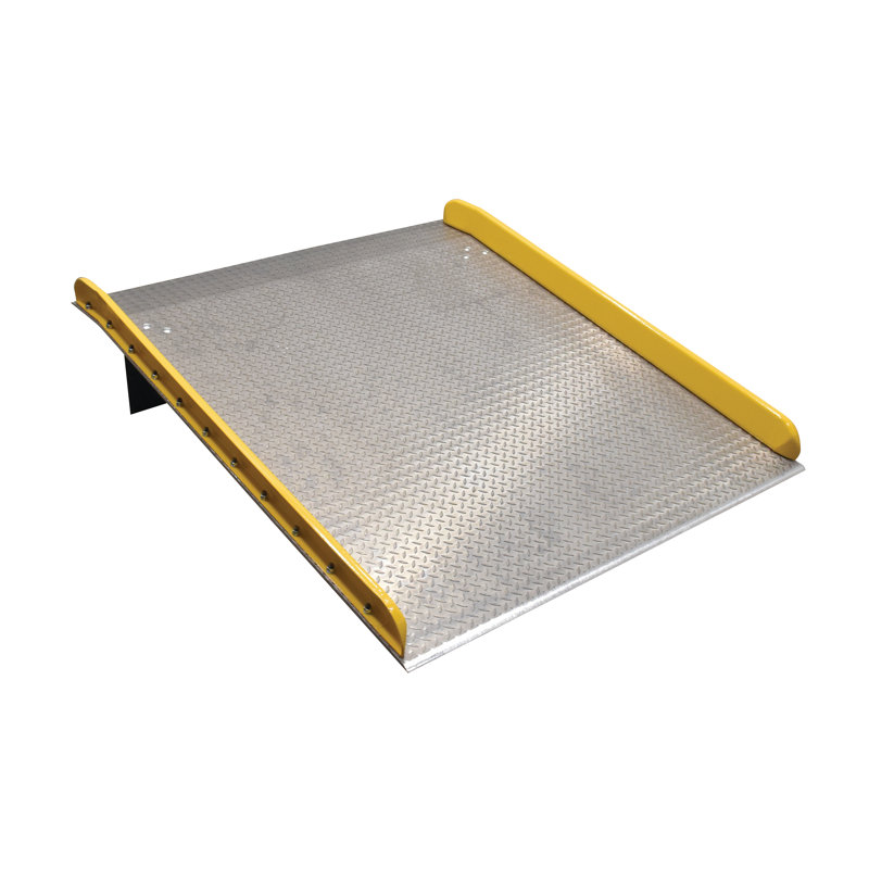 Planche d'amarrage Vestil, H 18,69 po x l 60 po x P 72 po