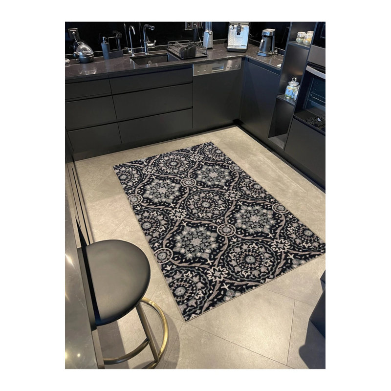 Black Floral Woven Base Washable Carpet, Rectangle 5'2" x 7'7"