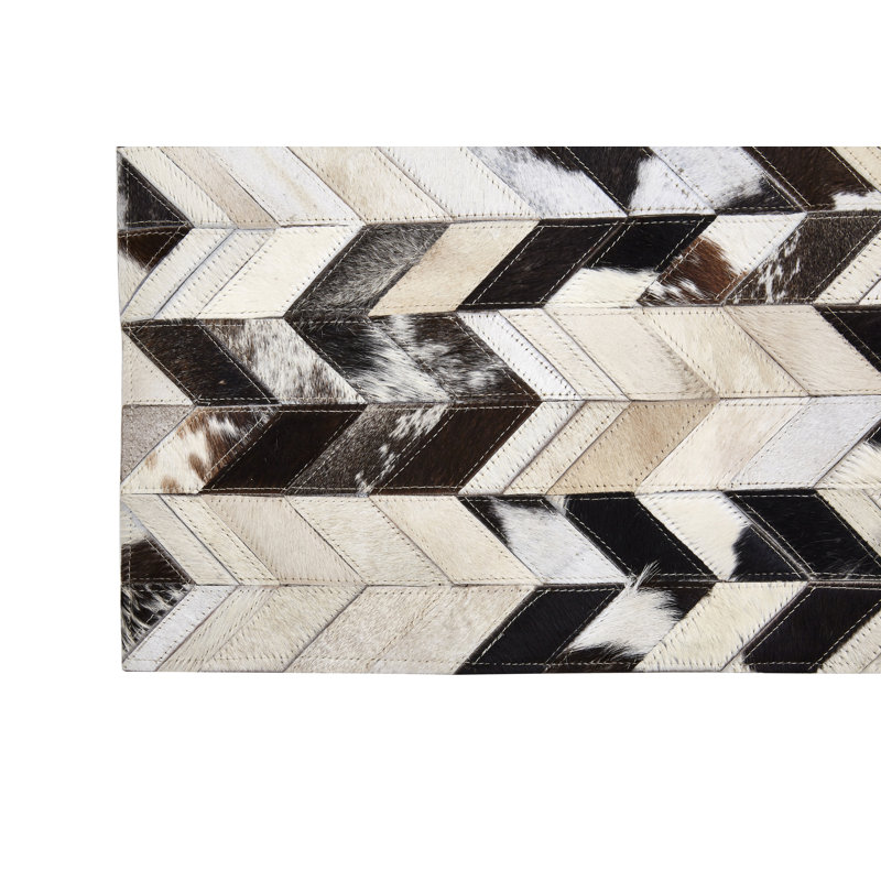 Anbritt Chevron Hand Woven Area Rug, Rectangle 160 x 230cm