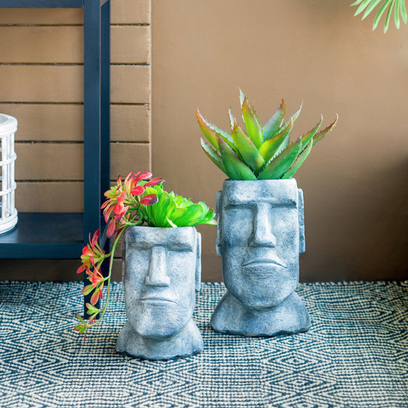 Jardinière en ciment pour l'île de Pâques, H 9 po x l 5,5 po x P 5 po