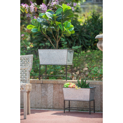 Ensemble de 2 pots à fleurs rustiques en métal avec supports Zale