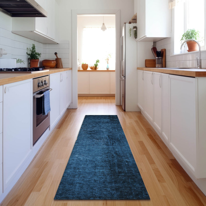 Premium Machine Washable Cerrito AMF554 Navy Rug, Runner 2'3" x 7'6"
