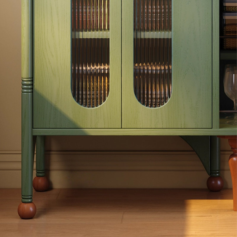 Buffet d'angle intégré au mur