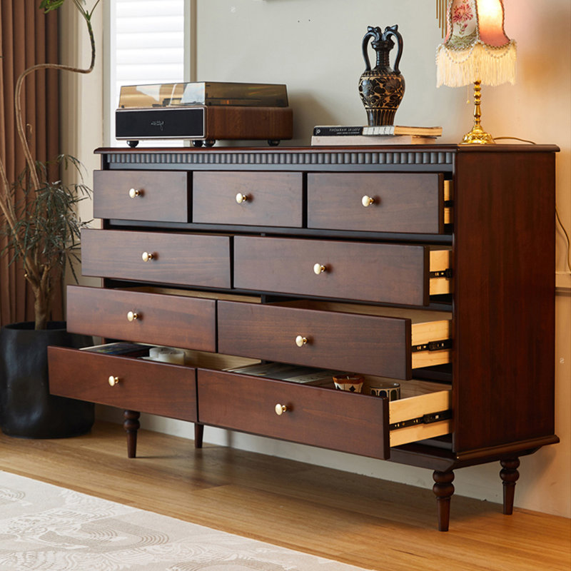 Armoire d'appoint en noyer massif