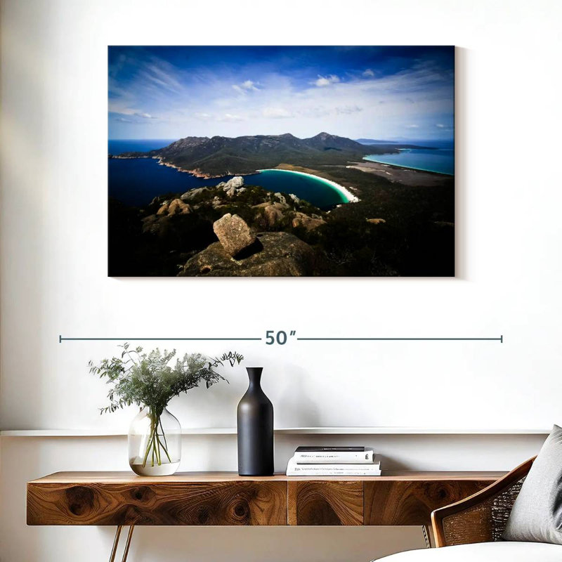 Gillard Coastal Wine Glass Bay, H 26 po x l 39 po