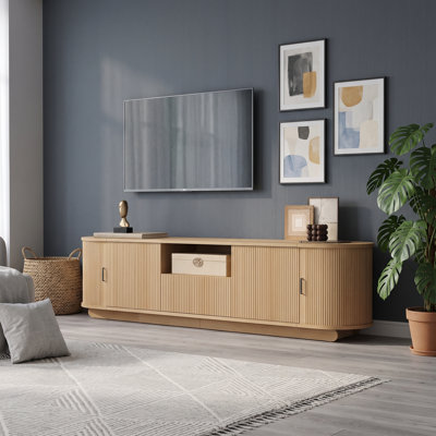 Meuble télé en bois pour téléviseur de 70 à 75 po avec tablette ouverte, tiroir, armoires latérales, rangement coulissant caché et plateau imperméable