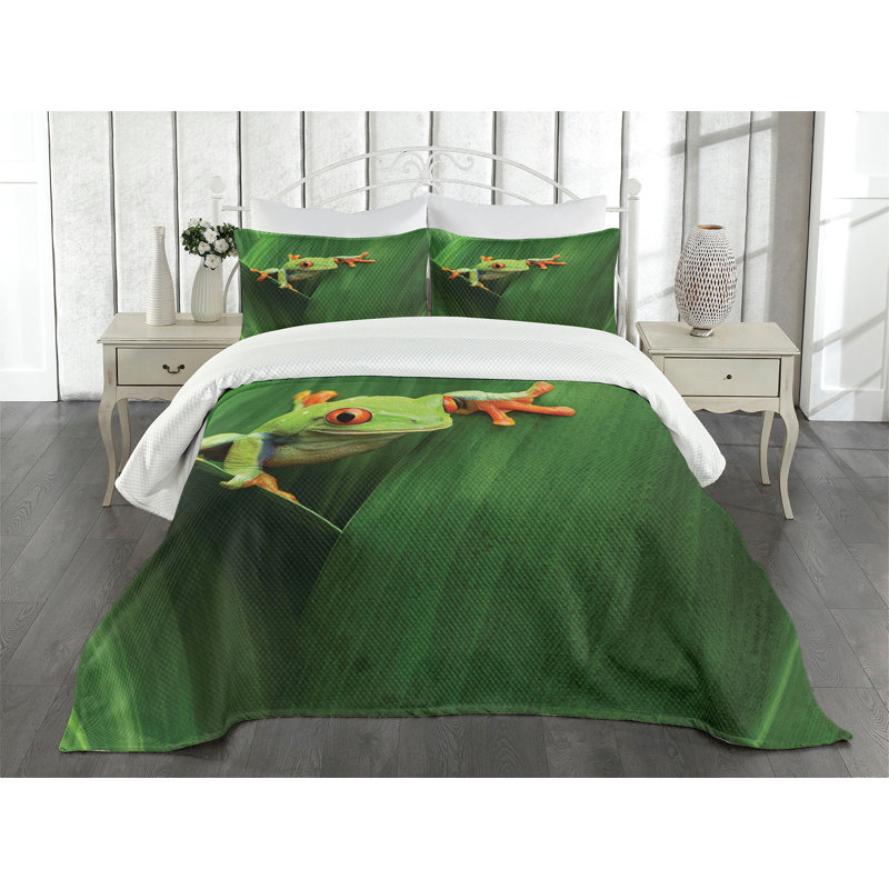 Ambesonne Green Bedspread Exotic Wild, King Bedspread + 2 Standard Shams