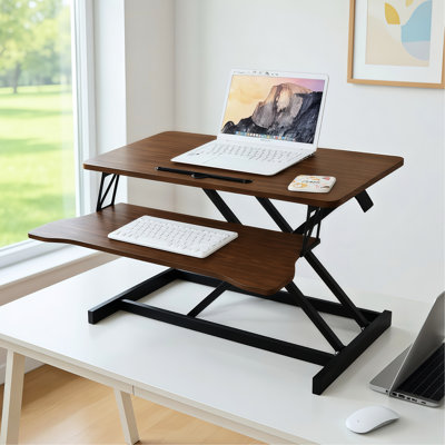 Convertisseur de bureau réglable en hauteur assis de 32 pouces, poste de travail double moniteur et ordinateur portable, plateau de clavier large, ton noyer, espace de travail spacieux pour tout convertisseur avec configuration, couleur,