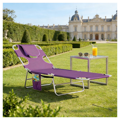 Chaise longue mauve avec motif de bronzage face cachée et fentes pour les accoudoirs