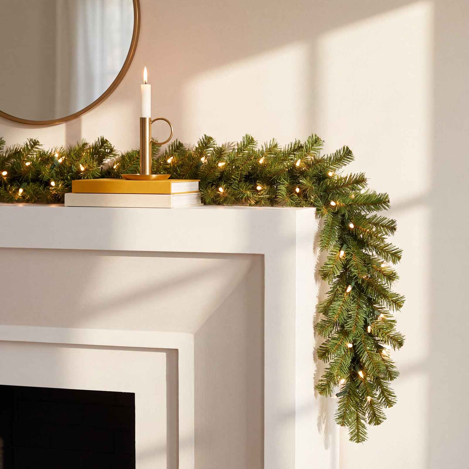 Norwood Fir 108" Pre-Lit Garland
