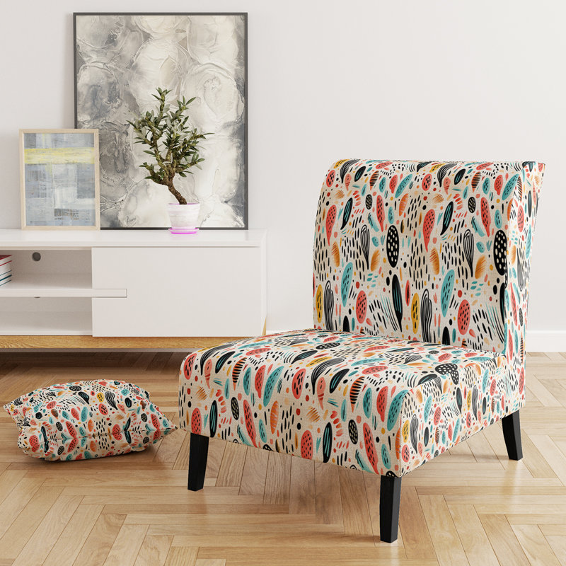 Fauteuil de chambre rembourré moderne et contemporain de couleur claire avec motif d'animaux tribaux