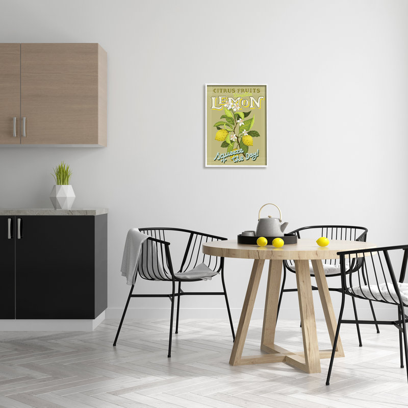 Citron vintage «Squeeze» par Andrea Jasid Grassi, H 20 po x l 16 po x P 1,5 po, Giclée encadrée blanc bord de mer