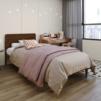 Lit plateforme en bois