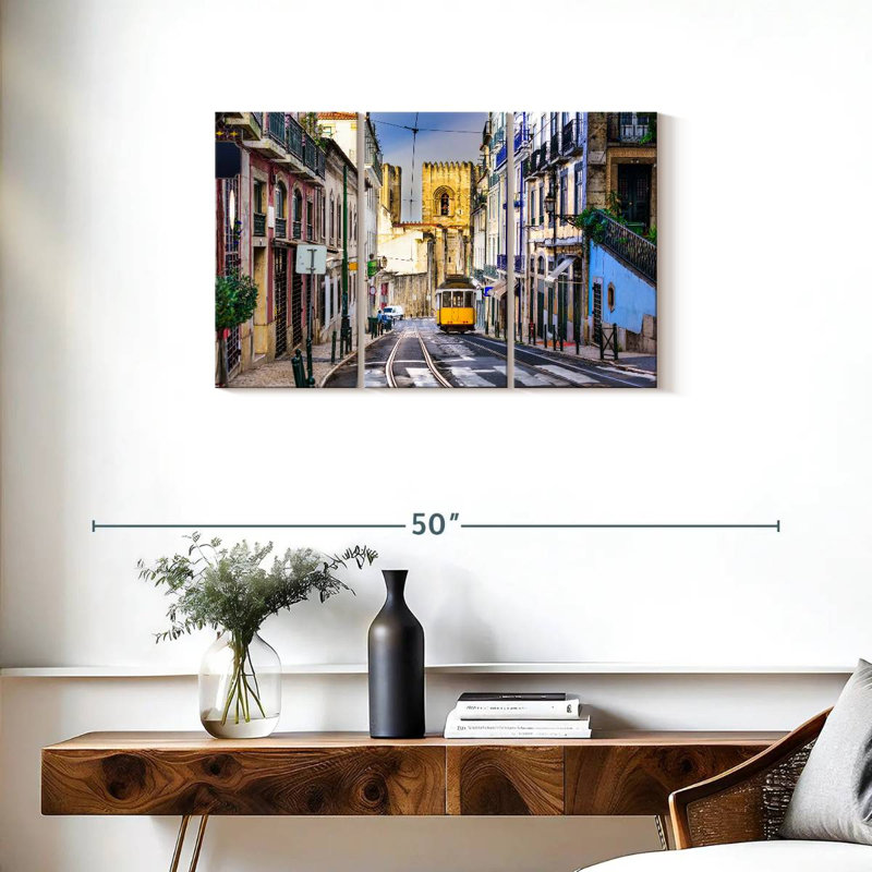 Sireci Old Lisbon Street, 20" H x 33" W