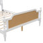 Structure de lit plateforme en bois massif Chikezie avec tête de lit, structure de lit en osier de style bohémien avec tête de lit-866610732-858942295