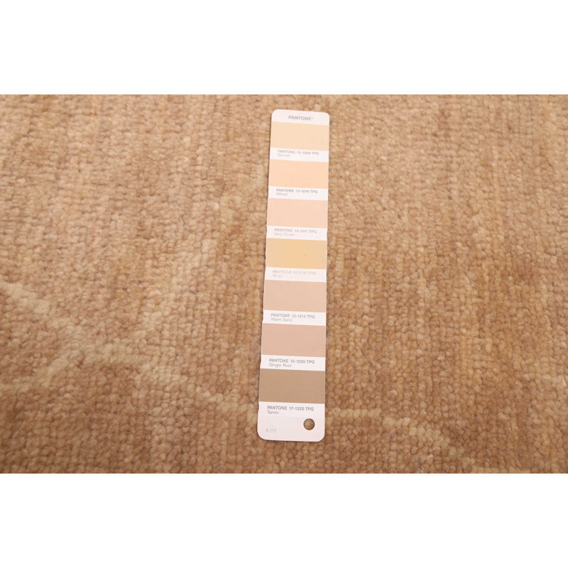 Tapis mystique brun 3 pi 0 po x 9 pi 7 po