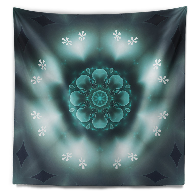 Tapisserie florale en forme de mandala, H 50 po x l 60 po
