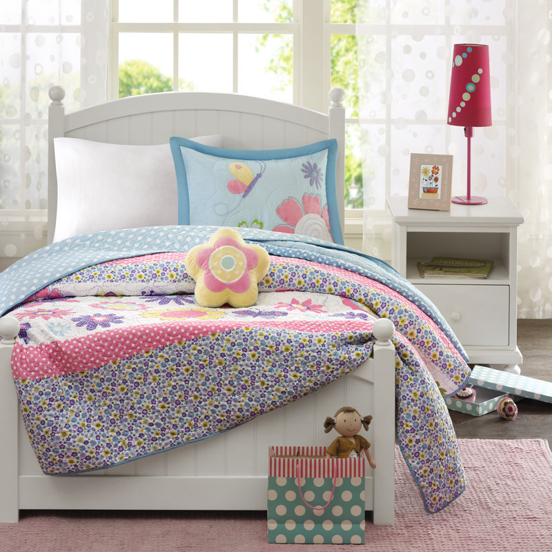 Blue and Pink Reversible Microfiber Twin Quilt Set