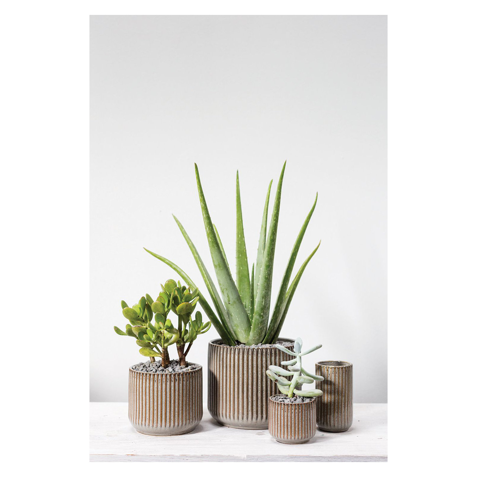 Syrah 9'' Handmade Ceramic Table Vase