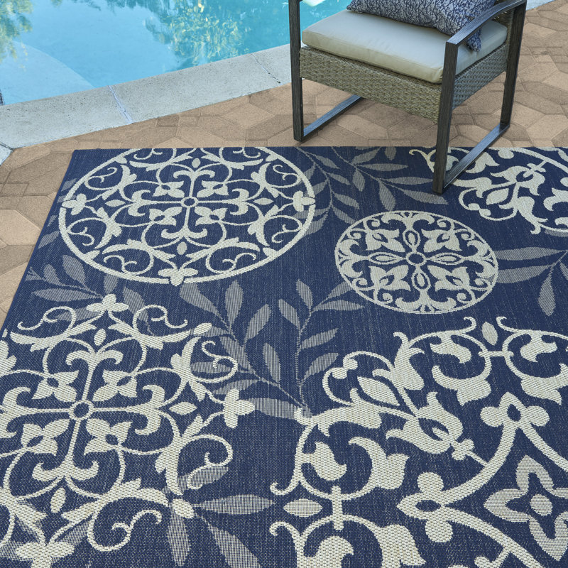 Solterra Sovana Navy Blue Beige Cream Transitional Tile Medallion Flatweave Polypropylene Indoor/ Outdoor Area Rug