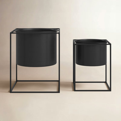 Rosina 8" Pot Planter
