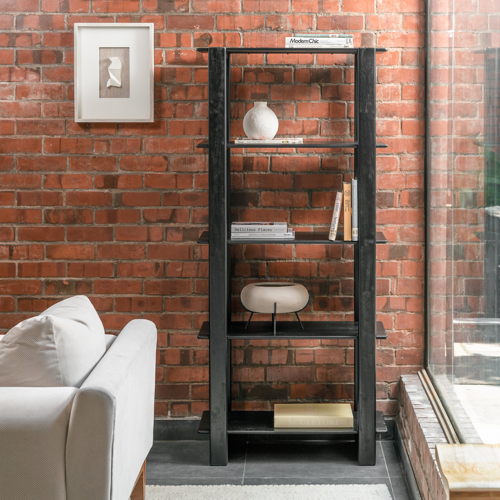 Villenova 32" Mango Bookcase, Black