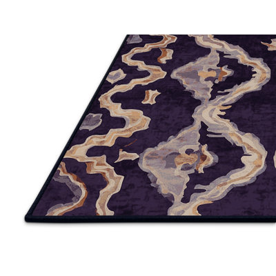 Tapis mauve soyeux et moelleux