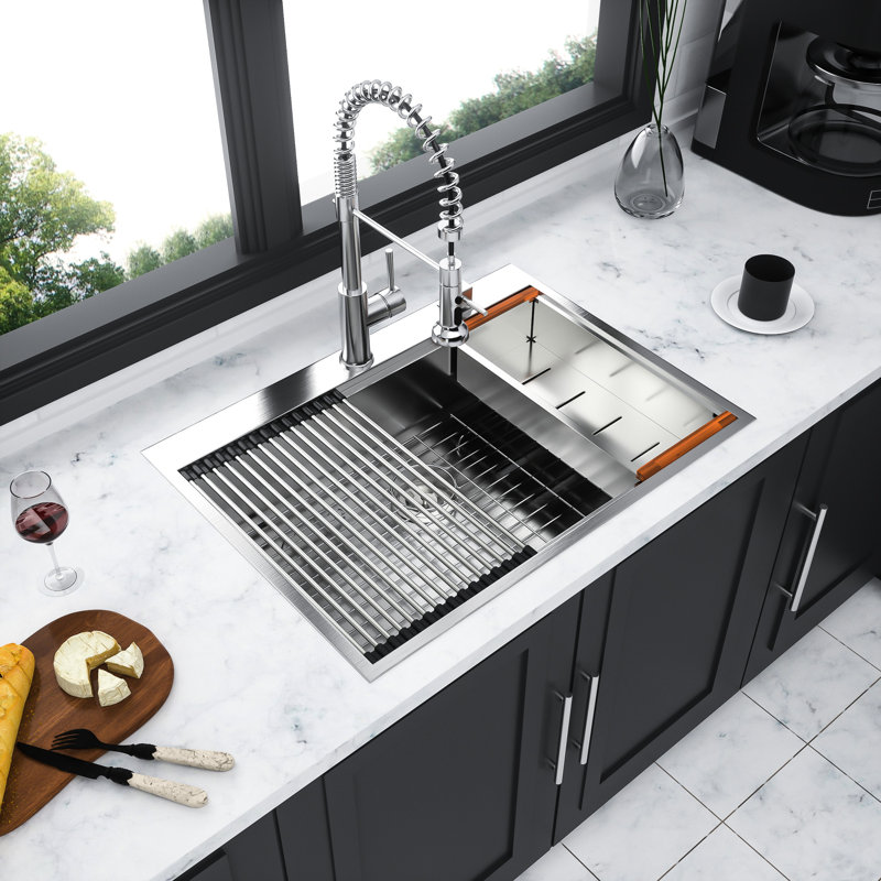 Évier de cuisine encastré 30 po en acier inoxydable de calibre 16 avec station de travail simple avec résistance à l'usure et à la rouille, conception de drainage efficace, ensemble de 5 accessoires, dispositif de réduction du bruit