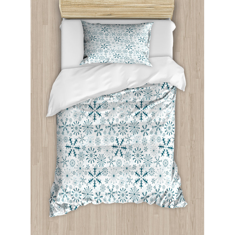 Twin Blue and White Snowflake Duvet Cover Set