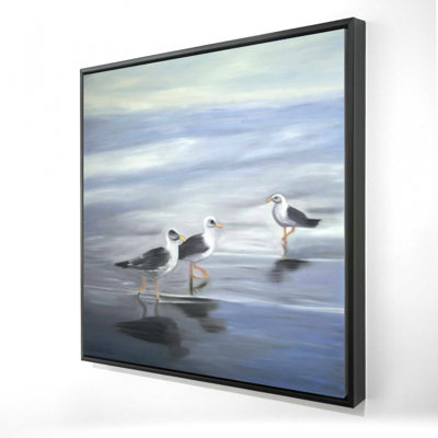 «Three Gulls»