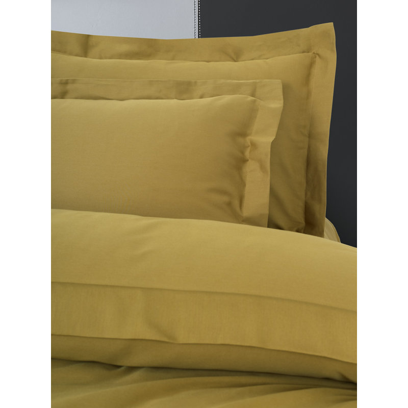 Ensemble de housse de courtepointe luxueuse en satin très grand super, 100% coton, couleur moutarde | Comprend une housse de couette de 102,4 po x 86,6 po et (2) taies d'oreiller de 19,7 po x 31,5 po | Impression réactive, 210 fils, lavable à la machine, conception élégante
