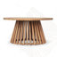 Lit de jour d'extérieur 3 places en bois d'acacia avec accoudoirs en rotin et table basse-733569975