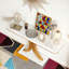 Table de vestibule étroite avec base géométrique-782163908