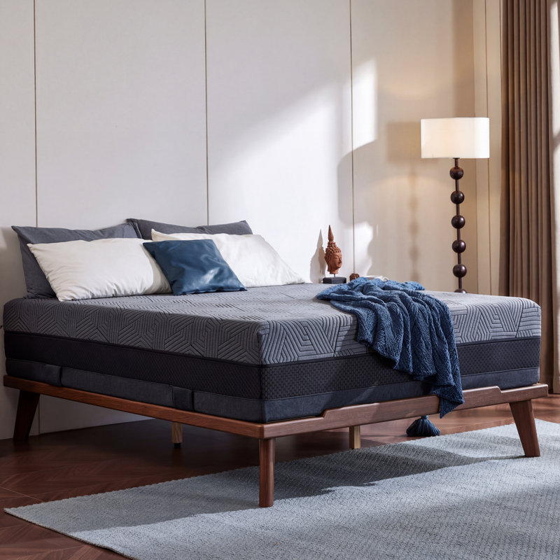 Matelas en mousse 14 po Colling Memery, Grand lit