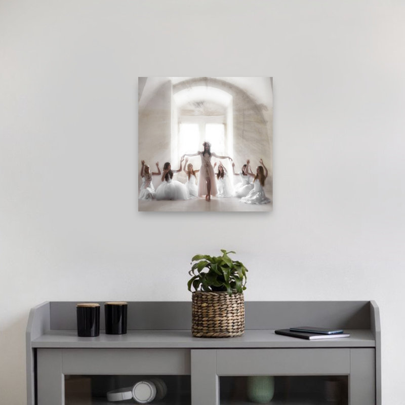 Femmes éthérées réunies - Affiche murale mystique et onirique, 18" H x 18" W