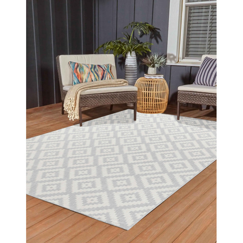 Baymore Geometric Indoor / Outdoor Area Rug, Rectangle 120 x 170cm