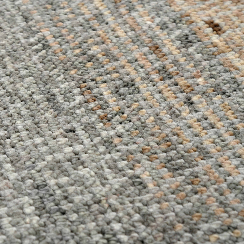 Handmade Gray and Tan Wool Geometric 2' x 3' Rug