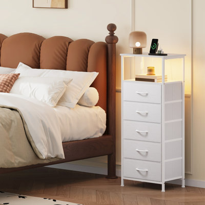 Commode blanche pour chambre à coucher, table de chevet 5 tiroirs avec station de charge, DEL et tablette ouverte