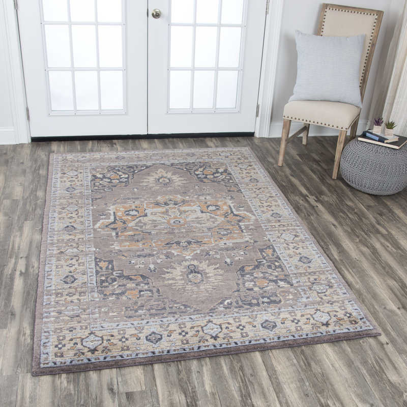 Esmeyer Wool Oriental Indoor Rug, 2'6" x 8'