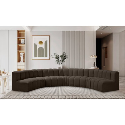 Canapé et chaise rembourrés Hisa