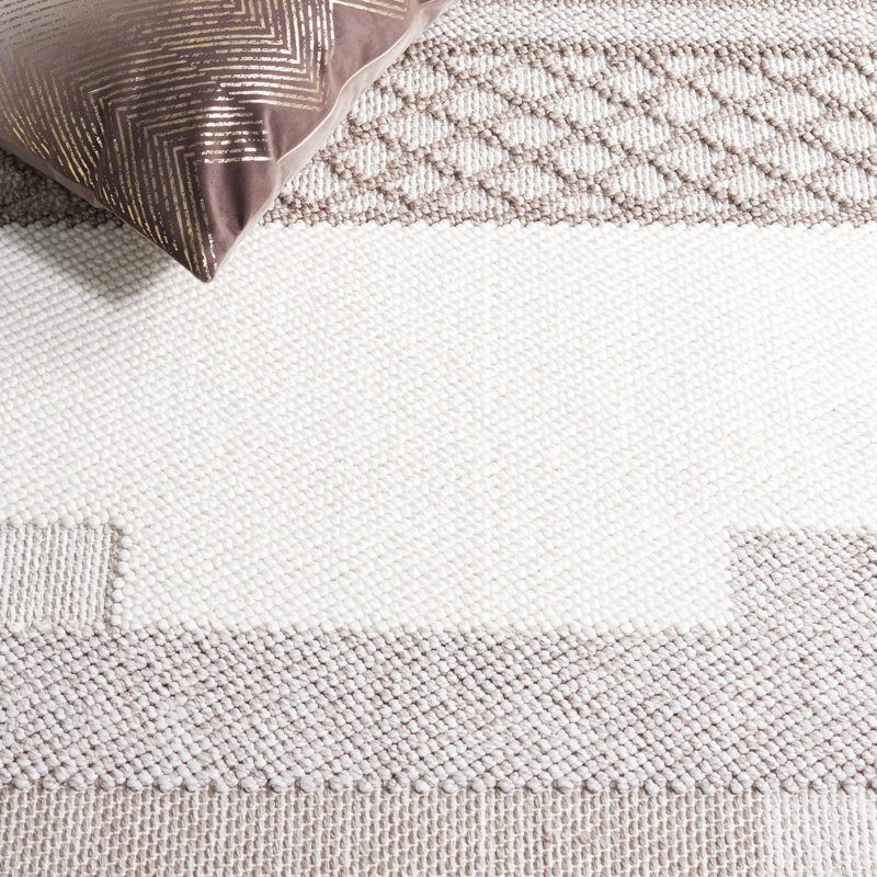 Tapis géométrique tissé à la machine en jute ivoire / gris, Carré 6 pi 7 po