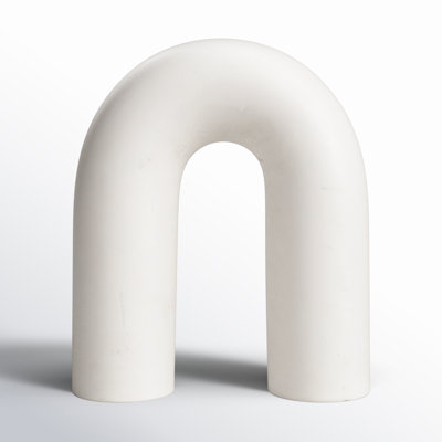 Leifsson Handcrafted Marble Horseshoe Tabletop Decorative Object Leifsson Handcrafted Marble Horseshoe Tabletop Decorative Object