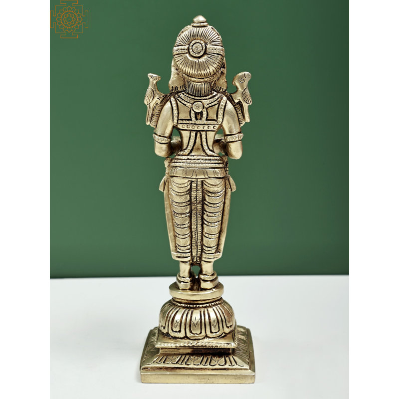 Statue