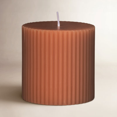 ILLUME Beautifully Done Pillar Candle