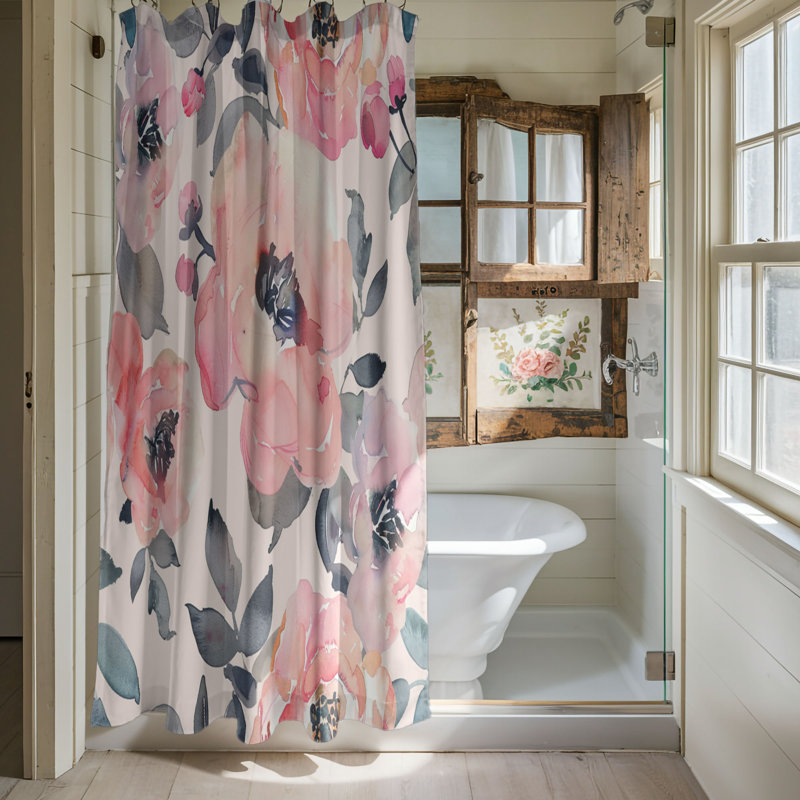 Gersham, 74" H x 71" W