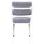 Chaise de bureau grise et blanche à dossier ouvert pour une meilleure respirabilité